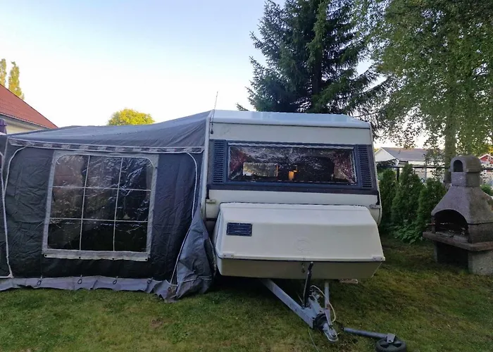 Cozy Private Caravan On Our Lawn