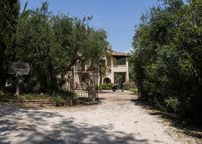 Villa Cri Cri B&B Di Charme - Bike B&B