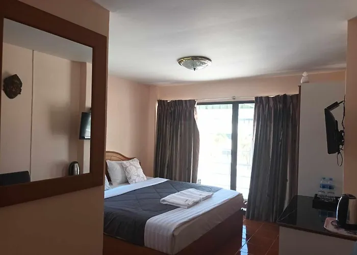 Patong Rose Guest House 50M To Beach