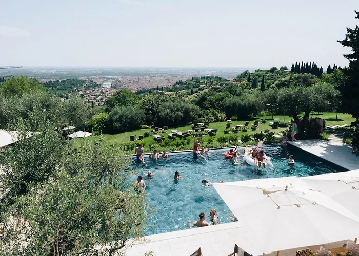 Hôtel pour familles: Corte San Mattia