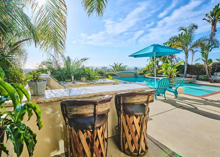 360 Degree Ocean & City Views With Pool, Spa, Close To The Beach! Pets Ok