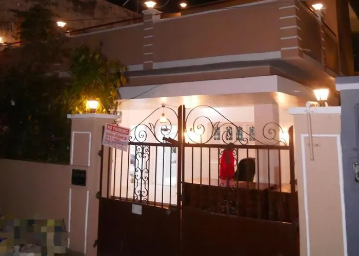 Bungalow rentals Janki Kunj Varanasi- 3 Room Home