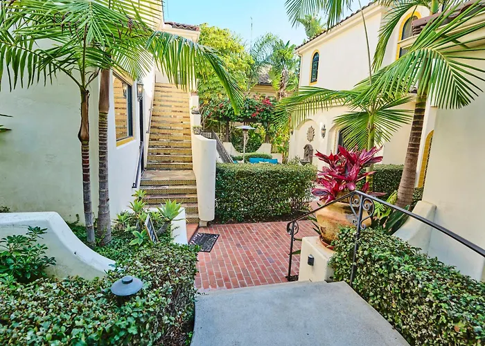 360 Degree Ocean & City Views With Pool, Spa, Close To The Beach! Pets Ok