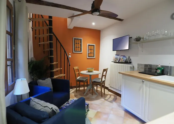 Cent Cinq - Unique s In The Heart Of Apt