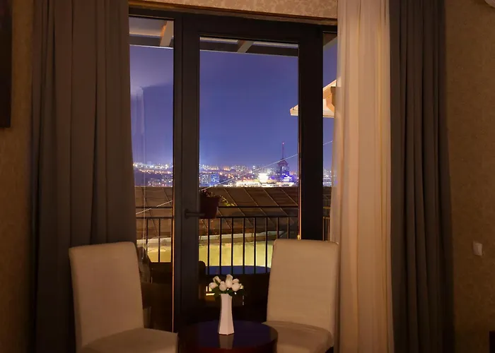 Kraveli Hotel