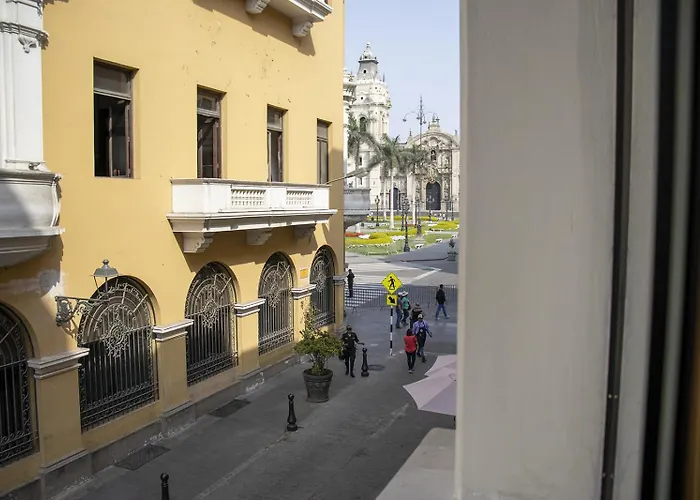 Hotel: Plaza Mayor Lima