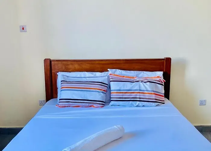 Mine Is A Bnb House, With 3 Bedrooms. One Master Bedroom. It'S I Pavilion Suites Apartment, Block 1House N.