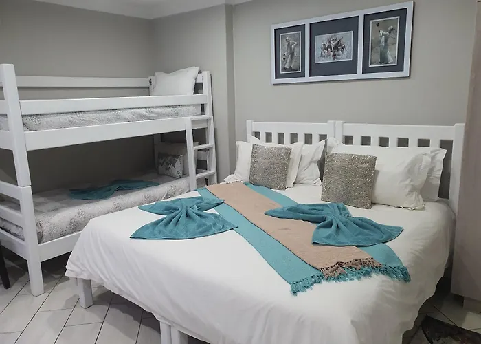 Ping Pong hotel: Chic Breeze