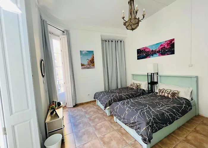  M-Rooms