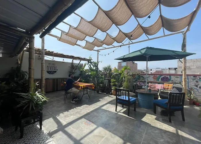 Yaqtahostel