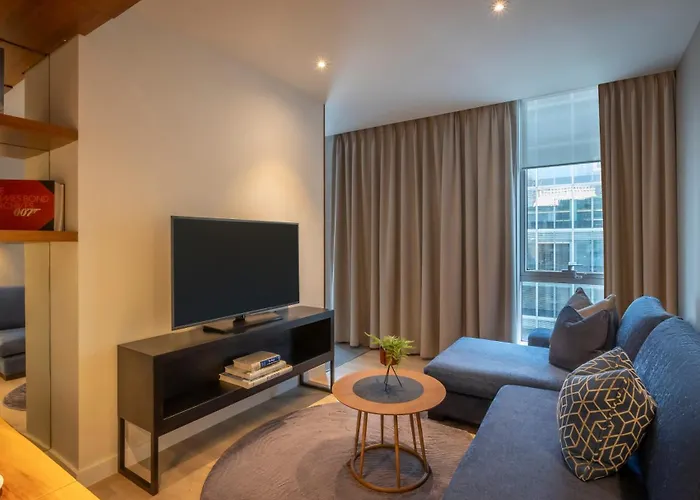 Pets Allowed Hotel Clayton London Wall