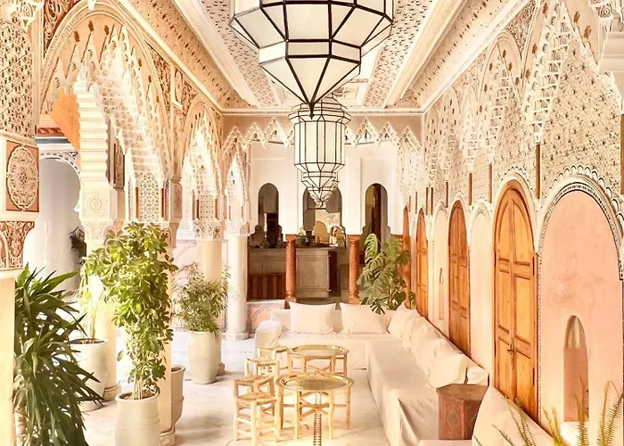  Azad&Spa