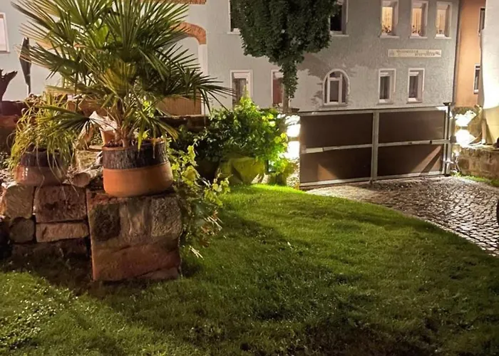 Ferienvermietung: Ferienwohnung Könitz