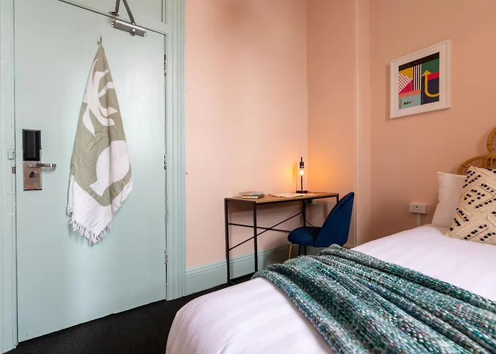 Roamer St Kilda - Formerly Selina St Kilda Melbourne