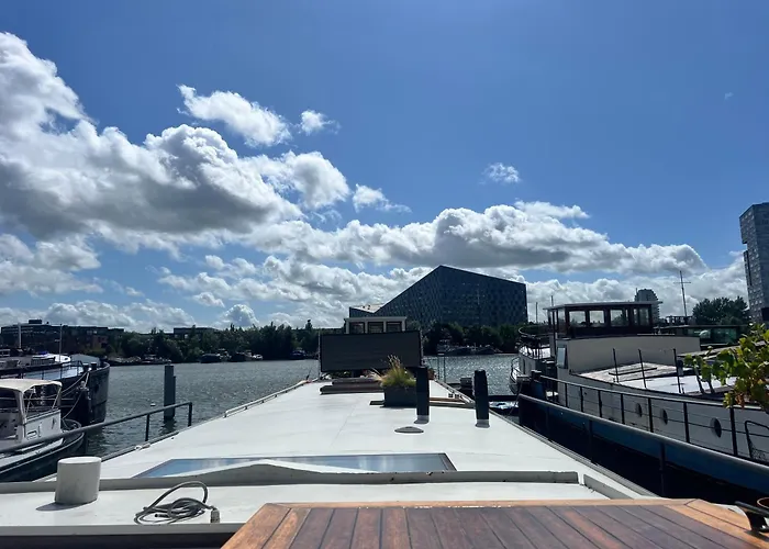 Boat & Boost Amsterdam