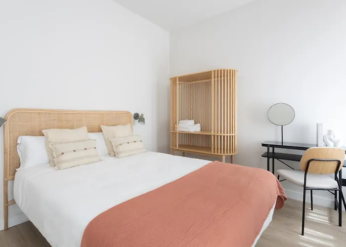 Meraki Suites