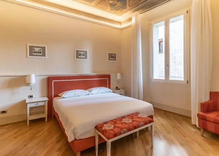 Casa Isolani Luxury Rooms Piazza Maggiore 1