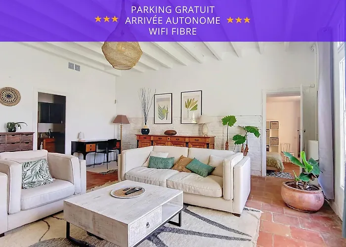 Le Relais de Fleyres - Gîte Authentique avec Jardin, Parking et Wifi