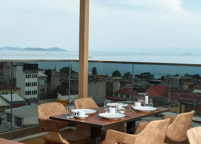 Istanbul Old City Beyazid Belmond Hotel