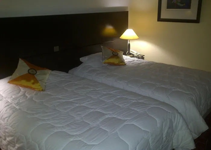 Hôtel avec tennis: Hotel Moulay Yacoub