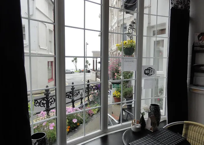 Family resorts Edelweiss Guest House