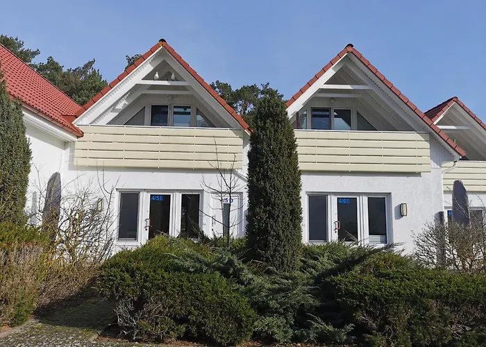 Ferienwohnungen Ferienanlage "Haus Hinter Den Duenen" Prerow