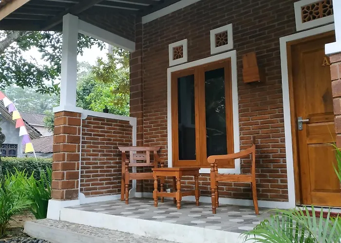 Genthong Homestay