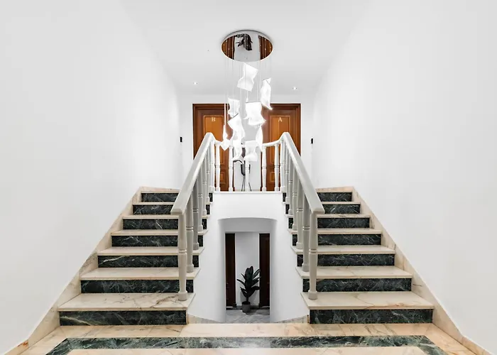 Apartahotel: Puerto Banús Beach Apartments