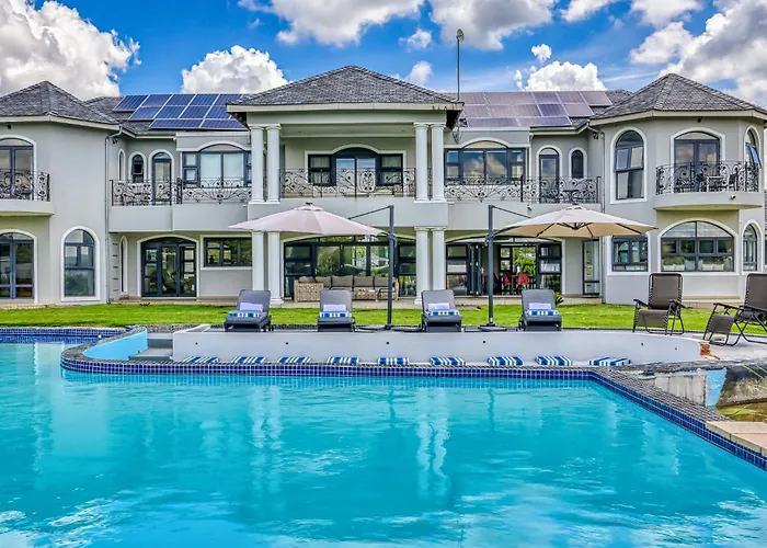 Luxury hotel only: Villa Tasha Luxury Suites, Lanseria