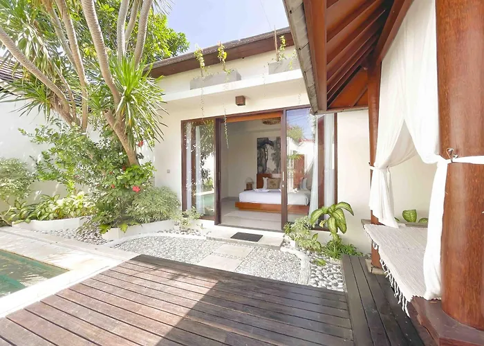 Cari Surf Villas