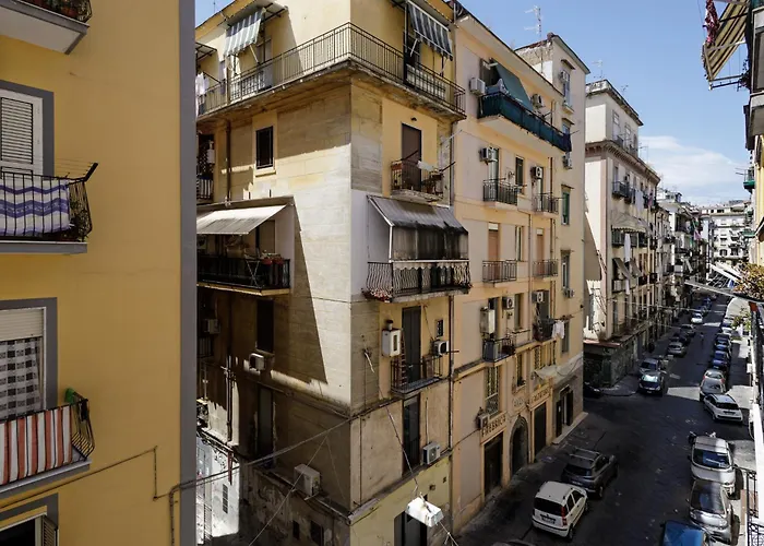 Caroline'S House