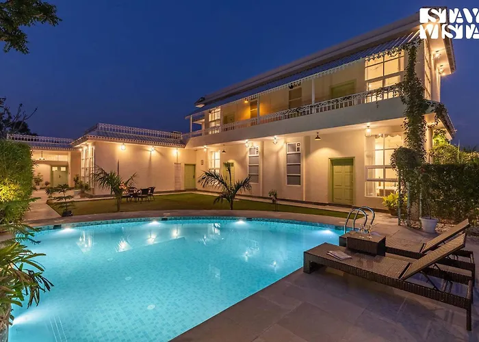 Pastel Courtyard With Pvt Pool & Garden At Jaipur By Stayvista