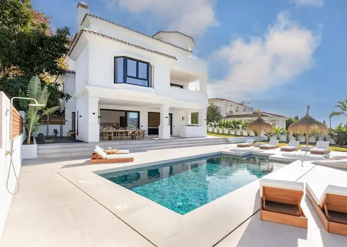 Villa Vega Luxury Living Premium Features Gym Jacuzzi