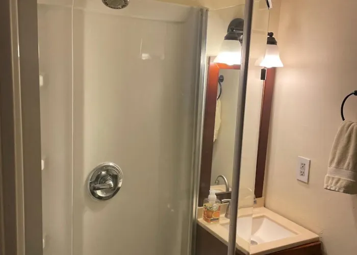 Guest House Near Universal Studios