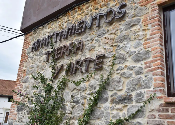 Apartamentos Tierra y Arte