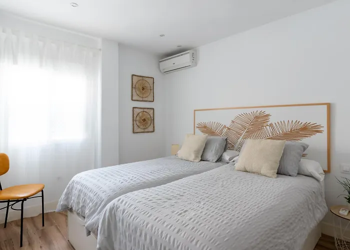 Apartment: Las Golondrinas 3 Dormitorios Y 2 Banos En Triana
