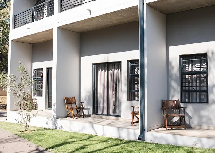 B&B only: The Wild Peach - Menlyn