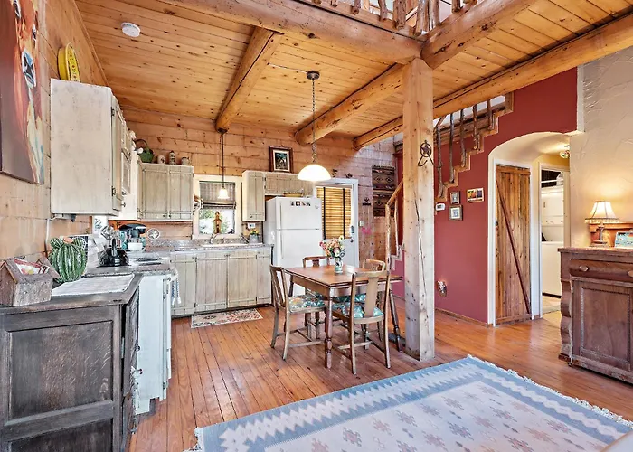 Mighty Oak Log Cabin