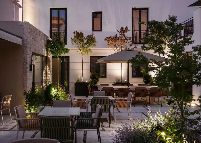 Rhin Garden (Adults Only)
