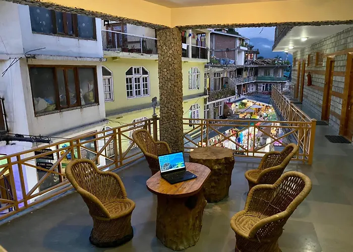 Сity center hotels Vashisht, Manali - A Four Star Luxury