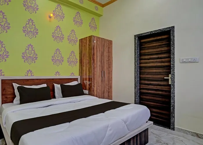 Cheap hotel: The Surya Mahal