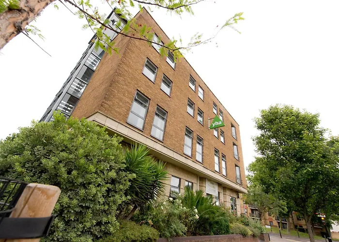 Yha Thameside