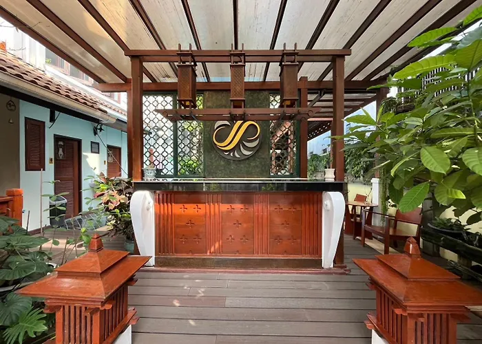 Hotel with view: Sripat Guesthouse Sha Extra Plus