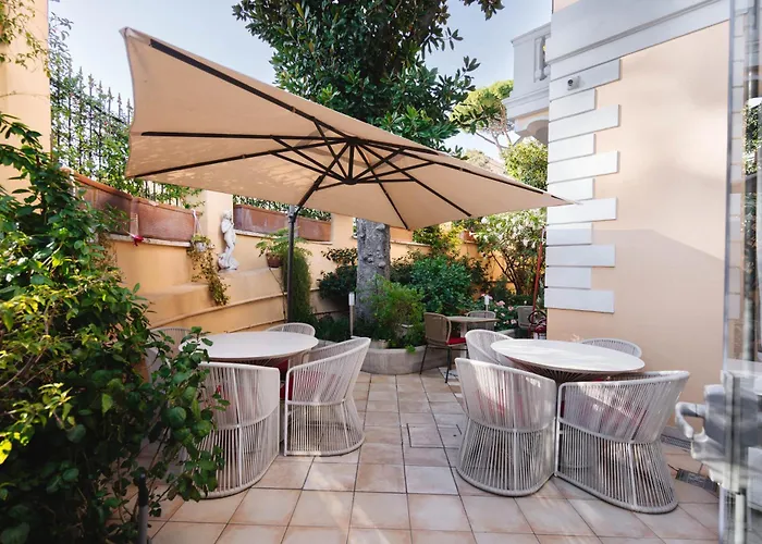 Sourire Hotel