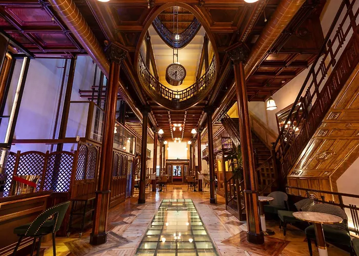 Hotel Las Tres Campanas