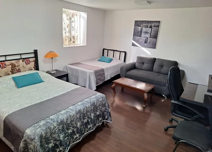 Casa Miranda Airport