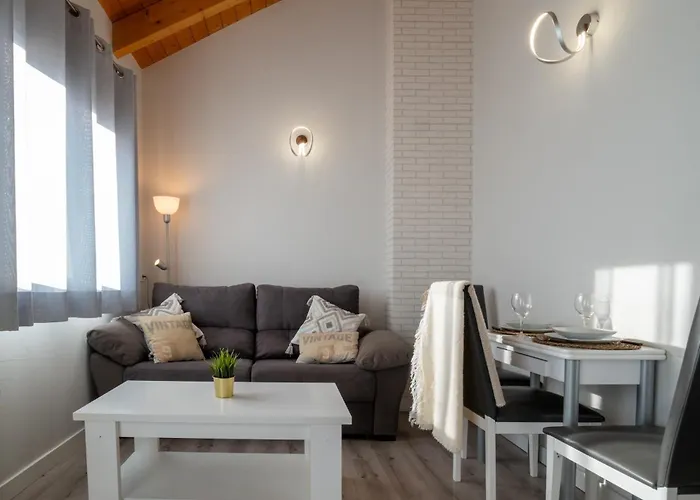 Hotel cerca del colegio: Apartamentos Aranda - La Villa