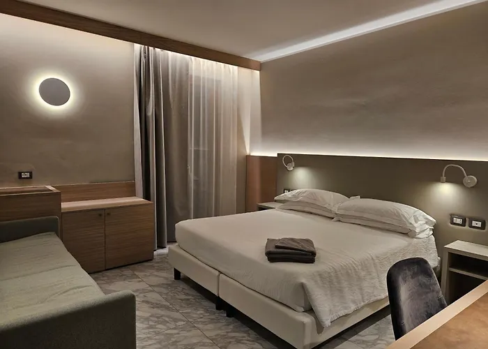 Hotel mit Pool: Hotel Porto Roca