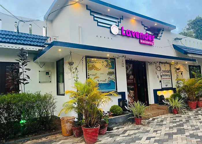 3 star hotel: Lavender Residency