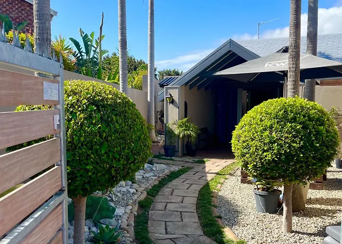 Dolphin Circle Bed And Breakfast